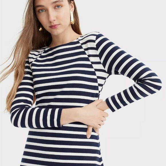 J. Crew 365 knit fit-and-flare dress in stripe, Size Tall Large, Navy and White - Picture 3 of 4